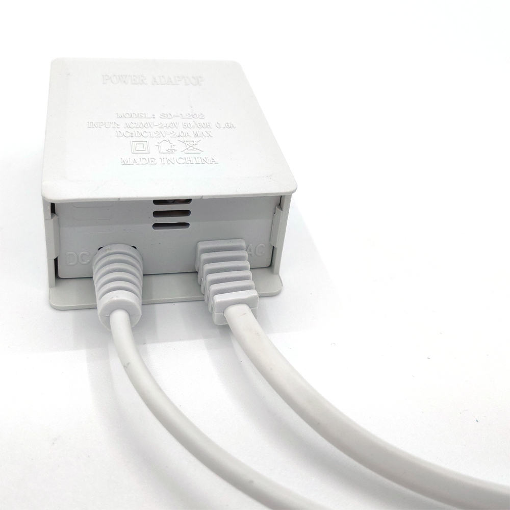 Bianco AC 100-240V Ingresso DC - Outdoor Power Plug In recensione e prezzo